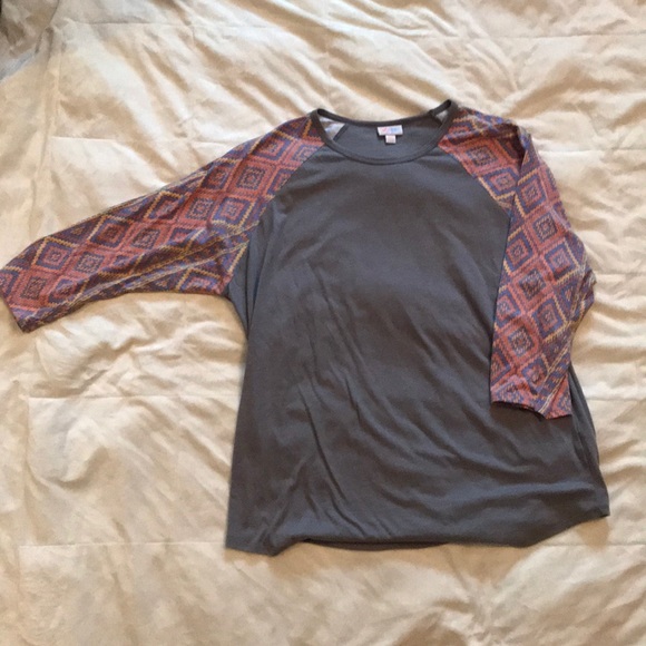 Lularoe Randy Baseball Tee - Picture 1 of 3